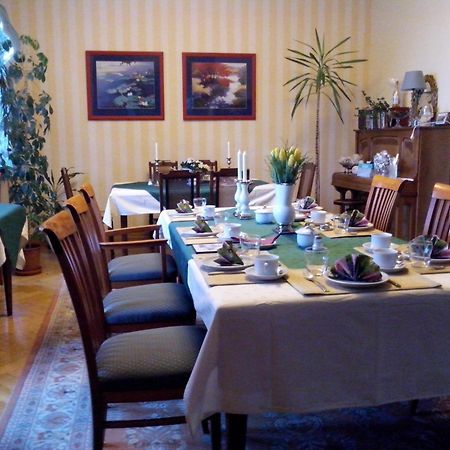 Pension & Gastehaus Villa Kuhn Zeitz Zewnętrze zdjęcie